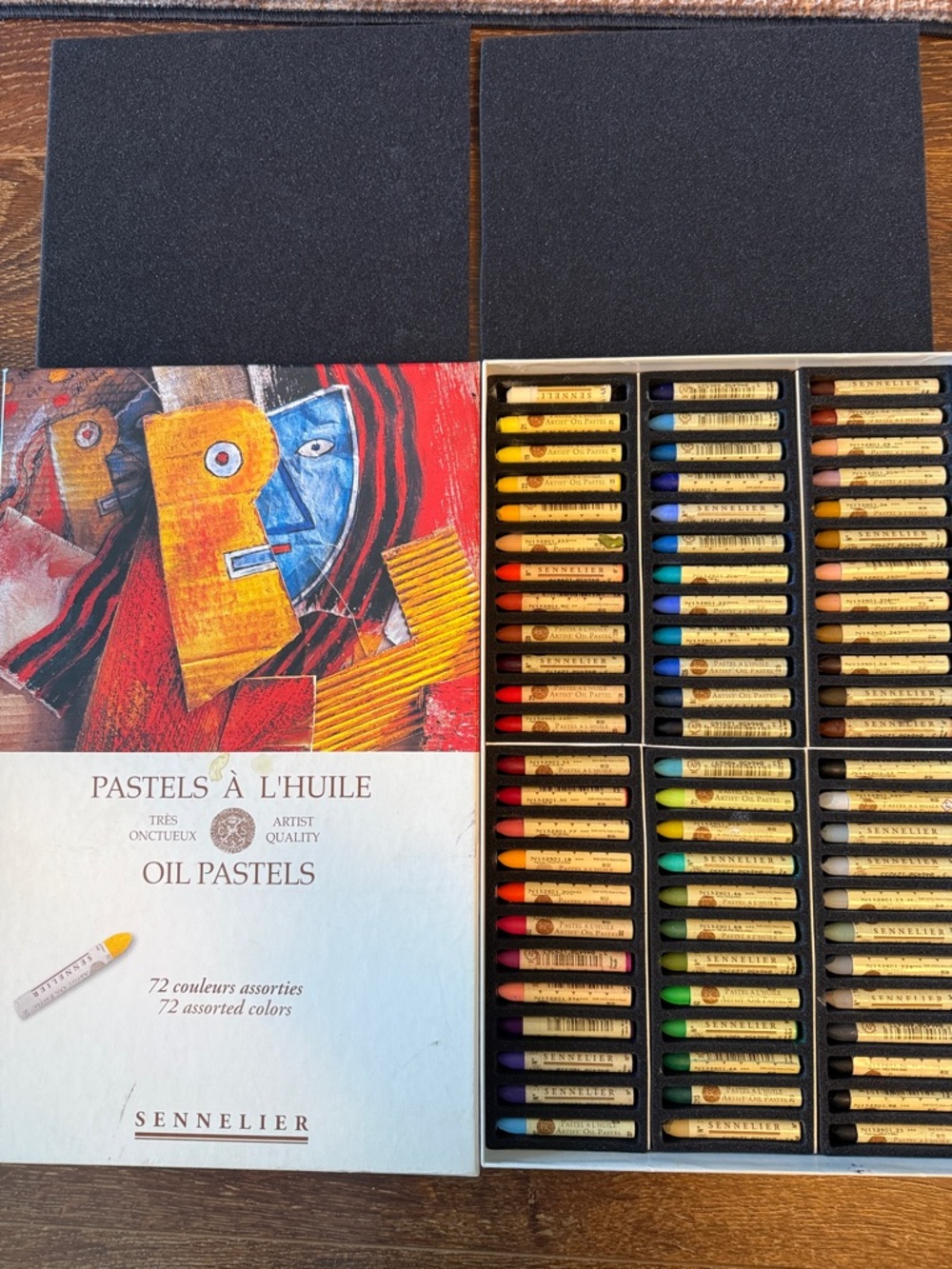 72 Artist quality oil pastels designed by Pablo Picasso and Sennenlier
